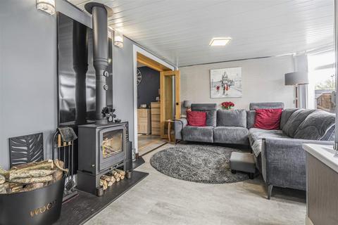 8 Beck Close, Braystones, Beckermet, CA21 2YH