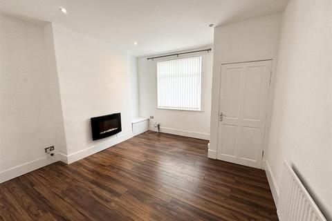 2 bedroom terraced house to rent, Craig Street, Darlington