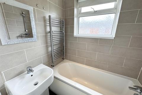 2 bedroom terraced house to rent, Craig Street, Darlington