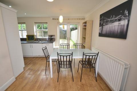 4 bedroom semi-detached house to rent, Denison Road, Manchester M14