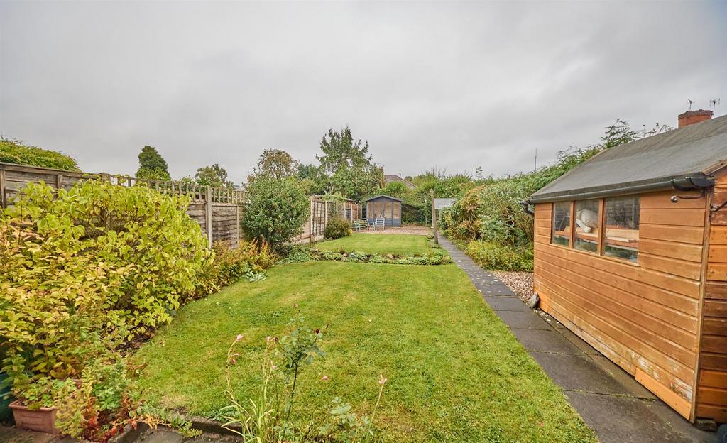 Northfield Road, Hinckley 3 bed semidetached house for sale £230,000