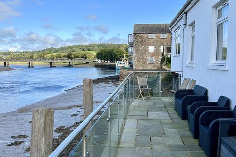 3 bedroom detached house for sale, The Boathouse, 2A High Street, Kirkcudright