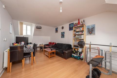 2 bedroom flat for sale, Baileygate Mews, Pontefract WF8