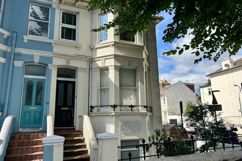 1 bedroom apartment to rent, Sackville Road, Hove