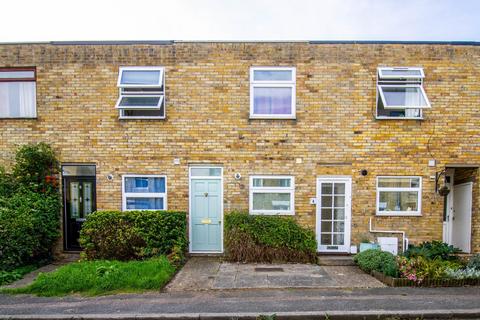 2 bedroom terraced house to rent, St. Lukes Mews, Cambridge