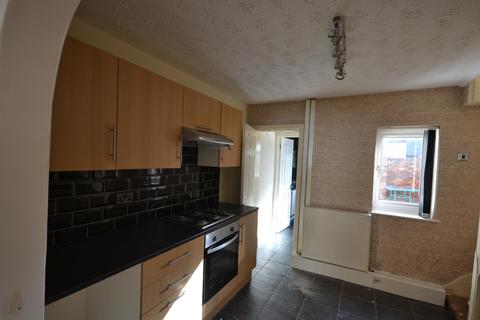 2 bedroom terraced house to rent, Ashbrook, Buckingham Street, Hull HU8