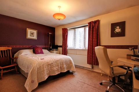 10 Orchard Close, Anlaby, Hull, HU10 6RF