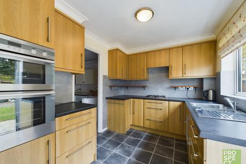 3 bedroom end of terrace house for sale, Nettlecombe, Bracknell, Berkshire, RG12