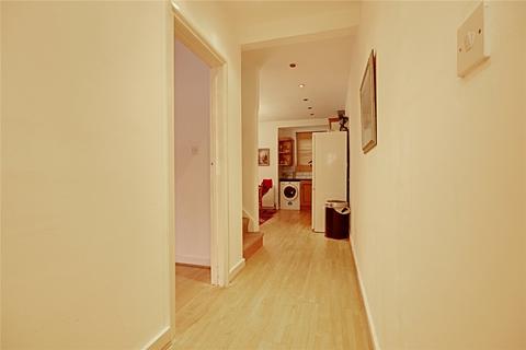 3 bedroom end of terrace house for sale, Exeter Road, Enfield, Greater London, EN3