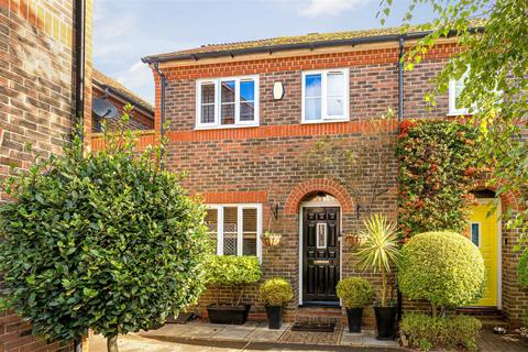 2 bedroom semi-detached house for sale, Pilgrims Way, Nyetimber