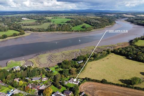 undefined, Landshipping, Narberth