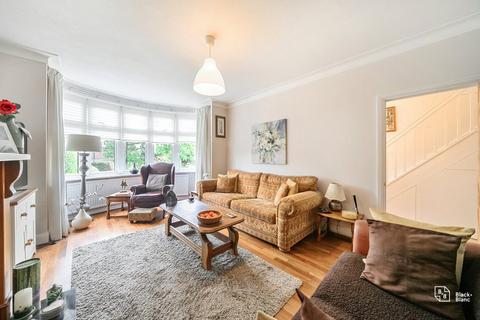 126 Hawes Lane, West Wickham, BR4 9AA