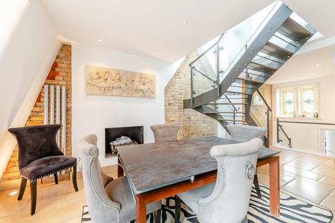 2 bedroom penthouse for sale, Lennox Gardens, London