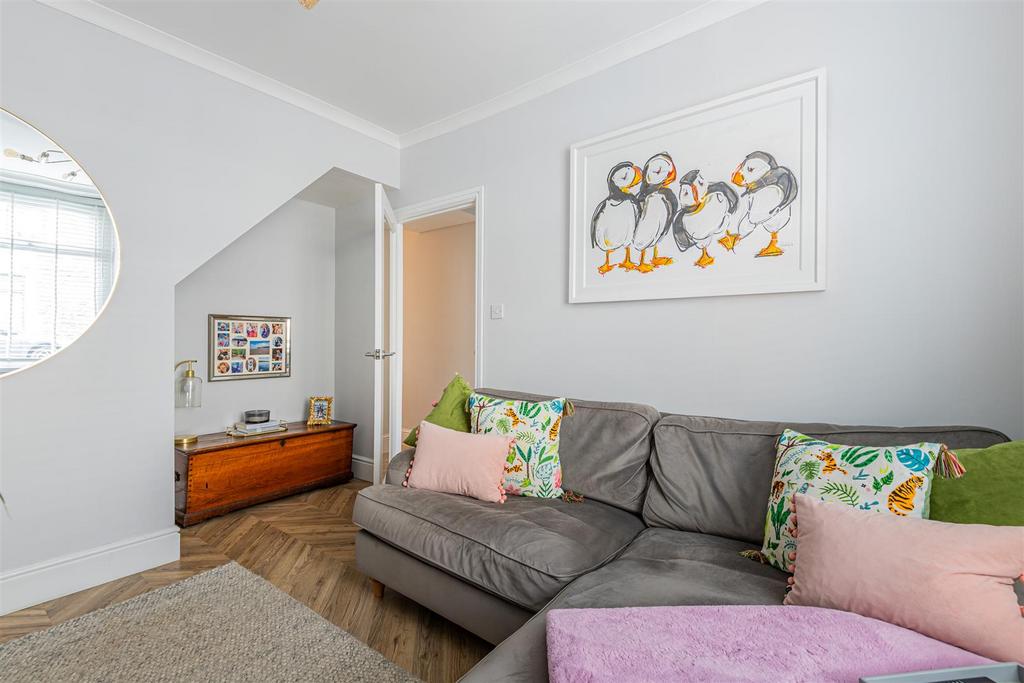 Cyfarthfa Street, Cardiff CF24 2 bed terraced house for sale £275,000