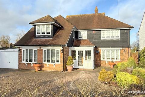 4 bedroom detached house for sale, Oak Lane, Cuffley