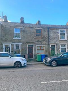 2 bedroom terraced house to rent, Blackburn Road, Haslingden BB4