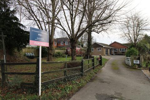 3 bedroom detached bungalow for sale, Horsham Road, Horsham RH12