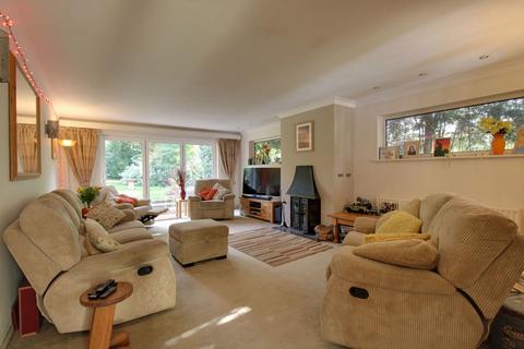 3 bedroom detached bungalow for sale, Horsham Road, Horsham RH12