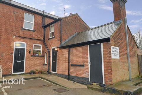 2 bedroom maisonette for sale, Dock Road, Tilbury