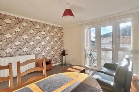 2 bedroom flat to rent, Stenhouse Gardens, Stenhouse, Edinburgh, EH11