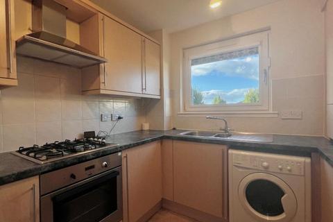 2 bedroom flat to rent, Stenhouse Gardens, Stenhouse, Edinburgh, EH11