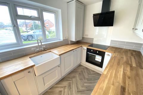32 Burns Close, Oldham, OL1 4RE