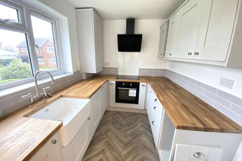 32 Burns Close, Oldham, OL1 4RE