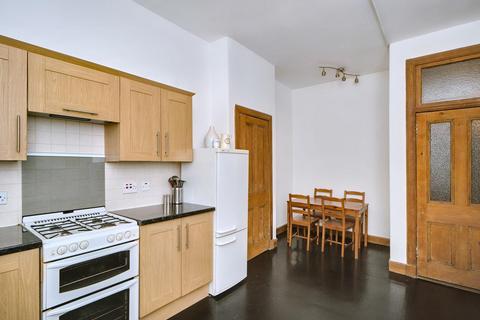 2 Dickson Street, Edinburgh, EH6 8RL