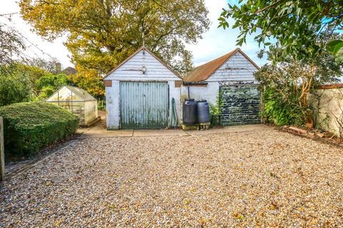 3 bedroom bungalow for sale, Hooe, Battle