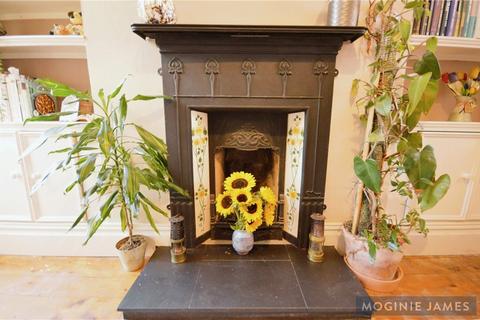 64 Theobald Road, Cardiff, CF5 1LQ