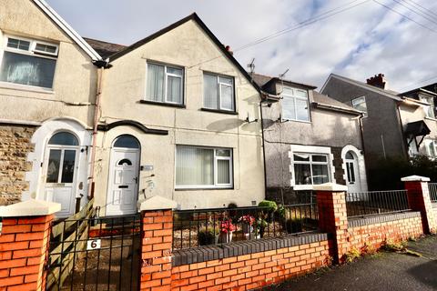 3 bedroom terraced house for sale, Penrhiw Avenue, Oakdale, NP12