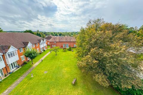 2 bedroom retirement property for sale, Hillside, Heath Road, Newmarket, Suffolk