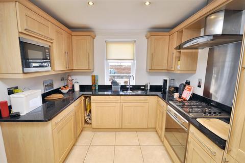 2 bedroom duplex to rent, Milverton Terrace, Leamington Spa