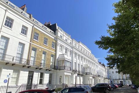 2 bedroom flat for sale, Sussex Square, Brighton BN2