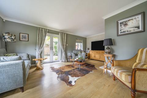 4 bedroom detached house for sale, Painters Forstal, Faversham, Kent, ME13