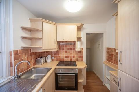 2 bedroom flat to rent, Addycombe Terrace, Heaton