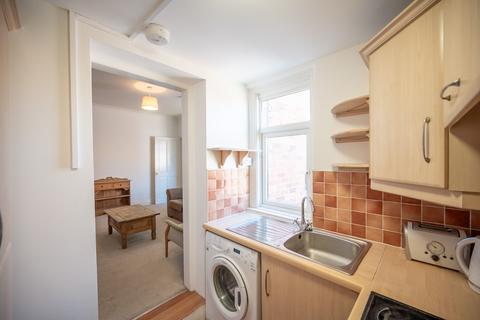 2 bedroom flat to rent, Addycombe Terrace, Heaton