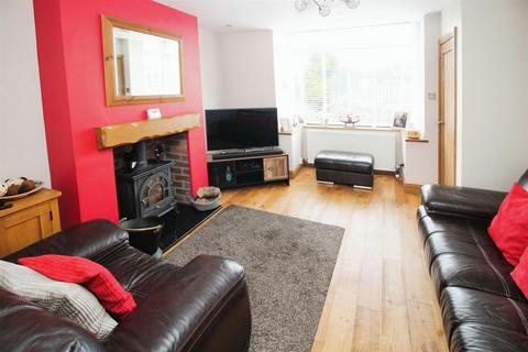 3 bedroom semi-detached house for sale, Wrose View, Shipley BD18