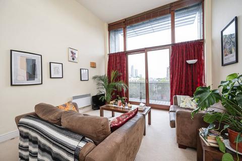 2 bedroom flat for sale, Adler Street, Aldgate, London, E1