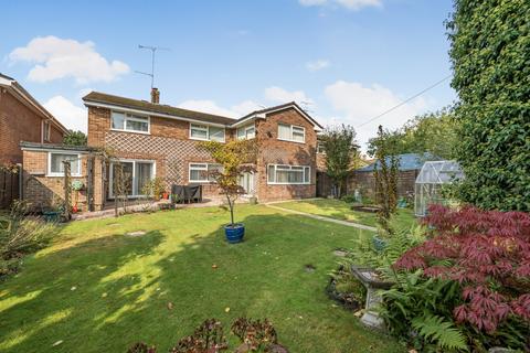 5 bedroom detached house for sale, Dukes Ride, Reading RG7