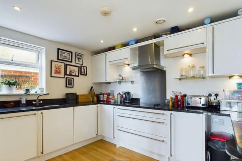 2 bedroom flat for sale, Elm Grove, Southsea, PO5