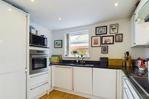 2 bedroom flat for sale, Elm Grove, Southsea, PO5