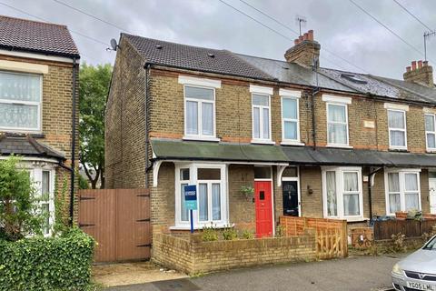 3 bedroom end of terrace house for sale, Clayton Road, Hayes