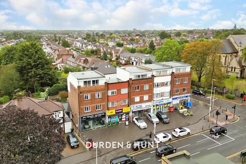 1 bedroom apartment for sale, Chigwell Road, South Woodford E18