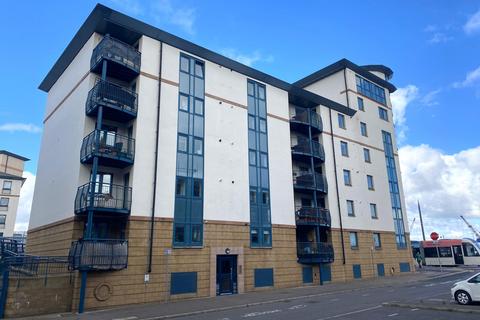 2 bedroom flat to rent, Tower Place, Leith, Edinburgh, EH6