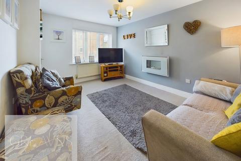 3 bedroom end of terrace house for sale, Shaw Gardens, Gedling, Nottingham