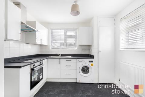 2 bedroom maisonette for sale, Shalcross Drive, Cheshunt, Waltham Cross, Hertfordshire, EN8 8UX