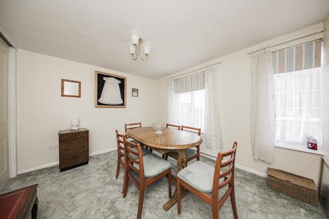 2 bedroom ground floor flat for sale, Western Road, Hailsham