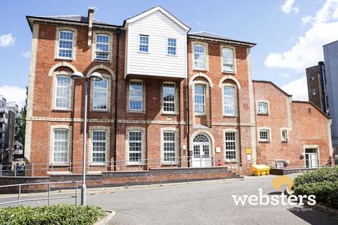 2 bedroom penthouse to rent, Priory View, Norwich NR1