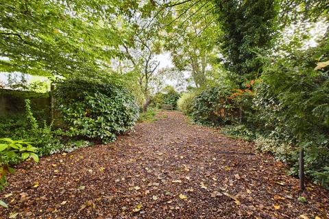 4 bedroom semi-detached house for sale, Filkins Lane, Boughton